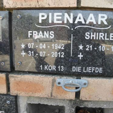 PIENAAR Frans 1942-2012 &amp; Shirley 1946-