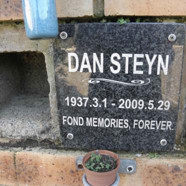 STEYN Dan 1937-2009