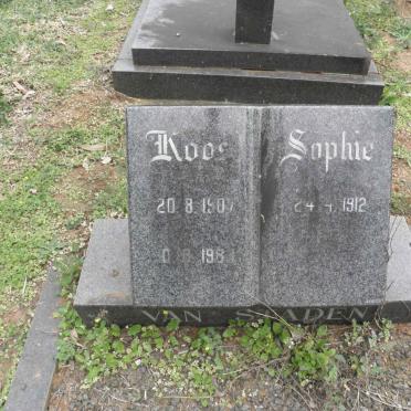 STADEN Koos, van 1907-198? &amp; Sophie 1912-