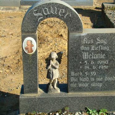 SAUER Melanie 1980-1981