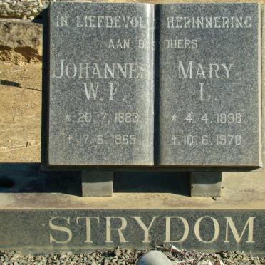 STRYDOM Johannes W.F. 1883-1965 &amp; Mary L. 1898-1978
