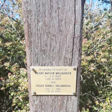 WILLIAMSON Henry Arthur 1907-1979 &amp; Peggy Isobel 1913-1997