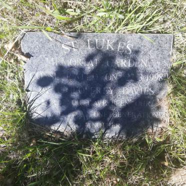 Kwazulu-Natal, MOUNT CURRIE district, Swartberg, St. Luke's Anglican Church, cemetery