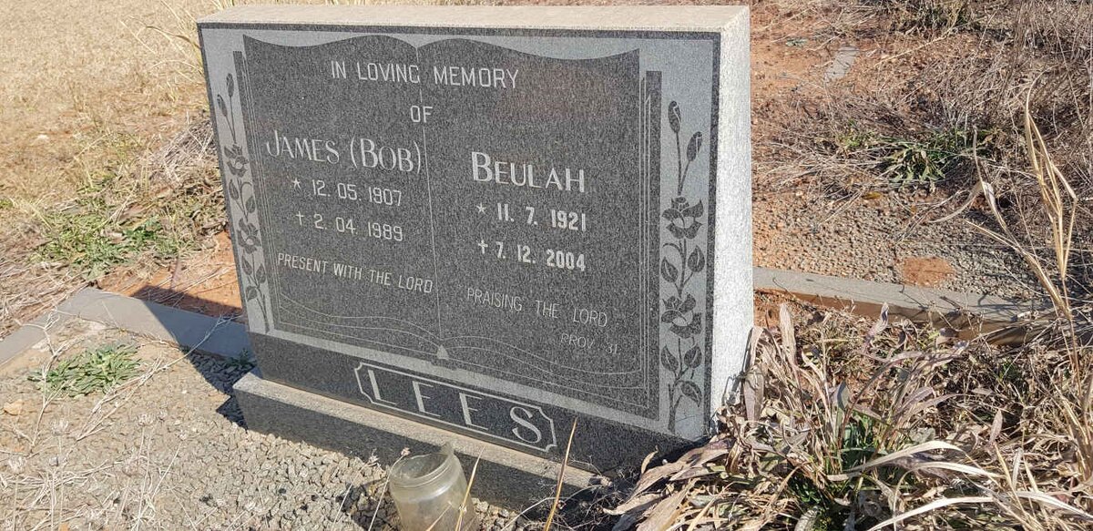 LEES James 1907-1989 &amp; Beulah 1921-2004