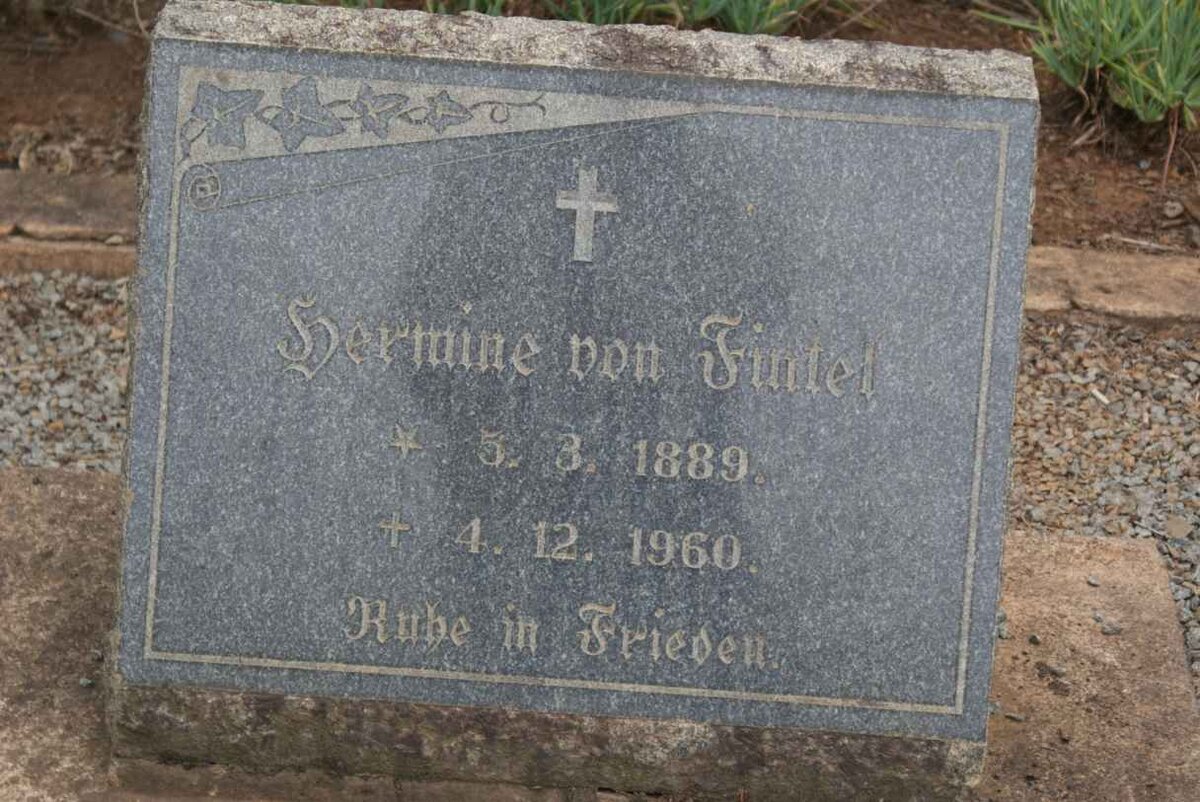 FINTEL Hermine, von 1889-1960