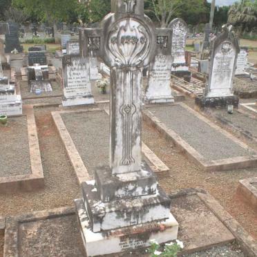 SCHRODER  H. Christoph J.W.