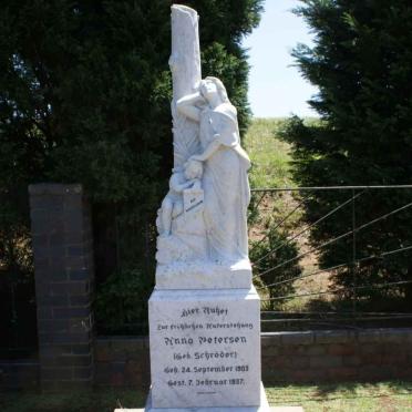 PETERSON Anna nee SCHRODER 1903-1937