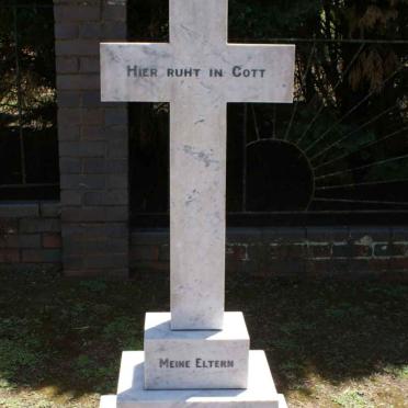 BERGMANN C. 1827-1904 &amp; M. 1923-1917