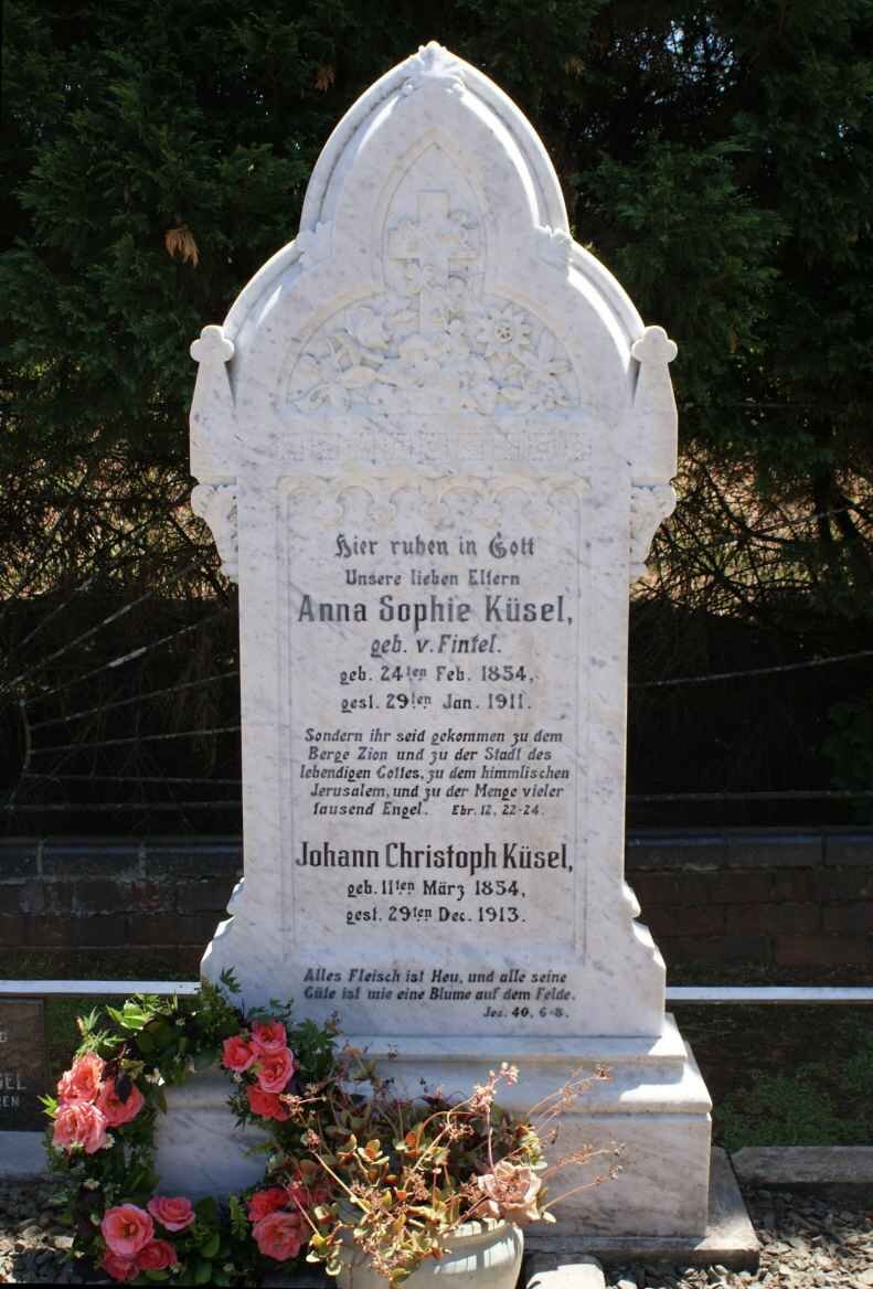KUSEL Johann Christoph 1854-1913 &amp; Anna Sophie FINTEL 1834-1911