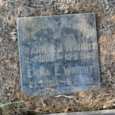 WRIGHT Frank A.J. 1908-1989 &amp; Emma E. 1914-1998