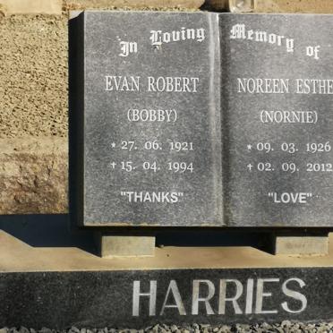HARRIES Evan Robert 1921-1944 &amp; Noreen Esther 1926-2012
