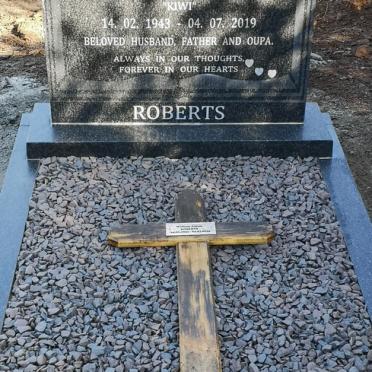 ROBERTS William Aaron 1943-2019 :: ?