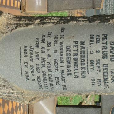 DEGENAAR David Izak Petrus 1875-1959 &amp; Magdalena Petronella DE WINNAAR 1882-1968