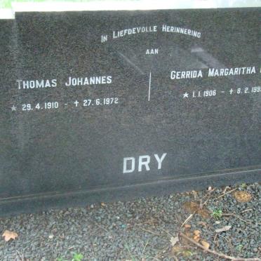 DRY Thomas Johannes 1910-1972 &amp; Gerrida Margaretha Louw 1906-1999