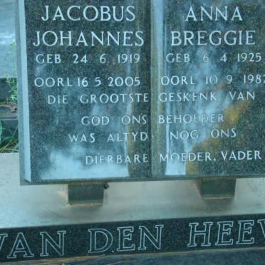 HEEVER Jacobus Johannes, van den 1919-2005 &amp; Anna Breggie 1925-1982