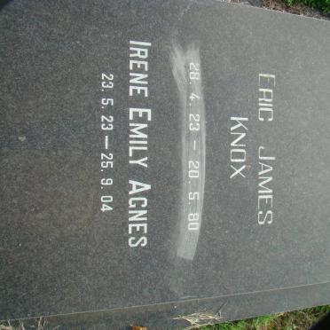 KNOX Eric James 1923-1980 &amp; Irene Emily Agnes 1923-2004