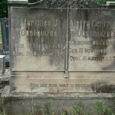 OOSTHUIZEN Martines J. 1865-1948 &amp; Aletta Gertruida DEGENAAR 1865-1951