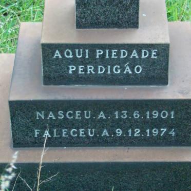 PERDIGAO Aqui Piedade 1901-1974