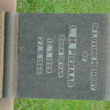 PIENAAR L.M. nee DEWAR 1889-1966