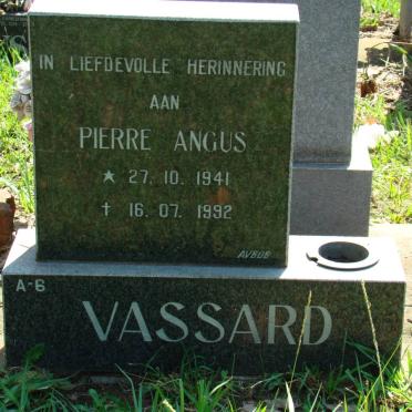 VASSARD Pierre Angus 1941-1992