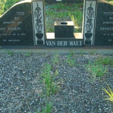 WALT Jan Albert, van der 1914-1972 &amp; Ernesta Johanna 1919-1972