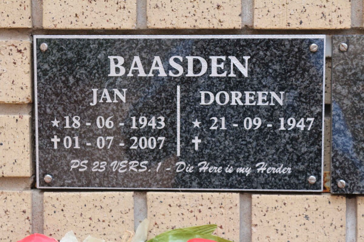 BAASDEN Jan 1943-2007 &amp; Doreen 1947-