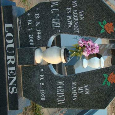 LOURENS M.C. 1946-2000 &amp; Marinda 1950-