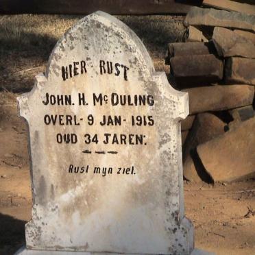 Kwazulu-Natal, NEWCASTLE district, Majuba, Stonewall 3109, O’Neil’s Cottage, farm cemetery