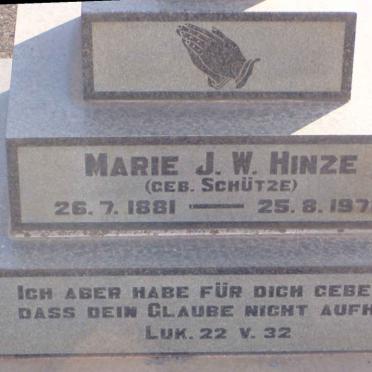 HINZE Marie J.W. nee SCHUTZE 1881-1970