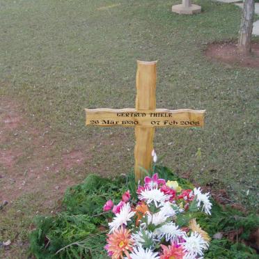 THIELE Gertrud 1930-2008