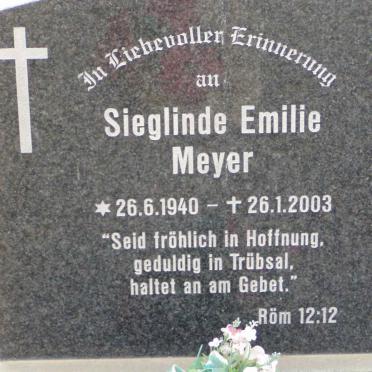 MEYER Sieglinde Emilie 1940-2003