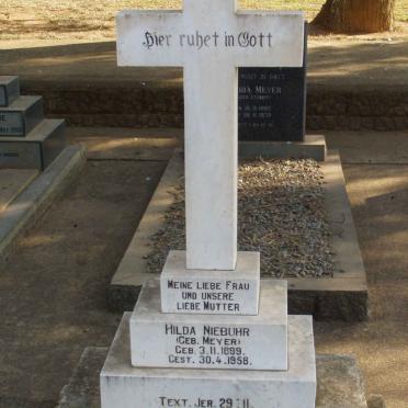NIEBUHR L.J. Hilda nee MEYER 1899-1958