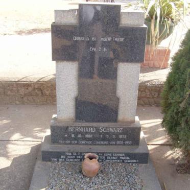 SCHWARZ Bernhard G.W. 1882-1973