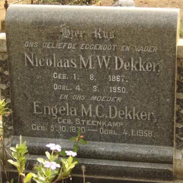 DEKKER Nicolaas M.W. 1867-1950 &amp; Engela M.C. STEENKAMP 1870-1958