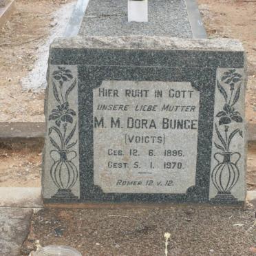 BUNGE M.M. Dora nee VOIGTS 1896-1970