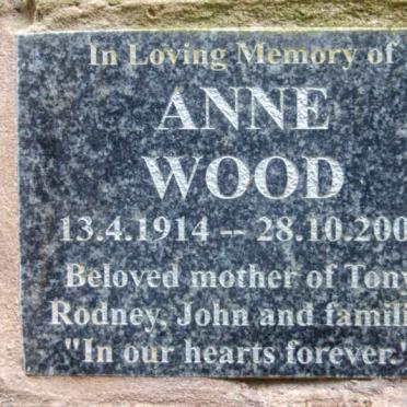 WOOD Anne 1914-2001