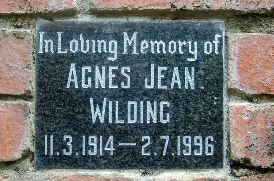 WILDING Agnes Jean 1914-1996