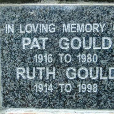 GOULD Pat 1916-1980 &amp; Ruth 1914-1998