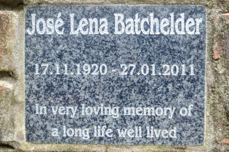 BATCHELDER Jose Lena 1920-2011