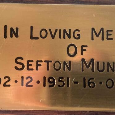 MUNGER Sefton 1951-2013