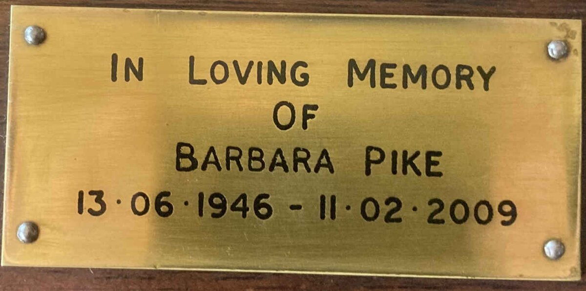 PIKE Barbara 1946-2009