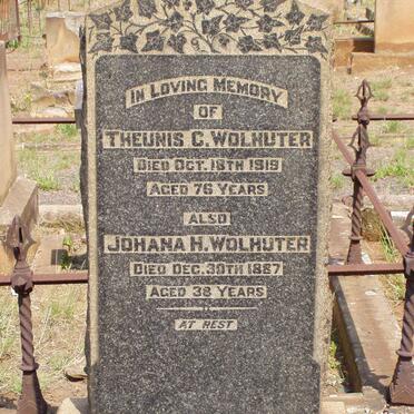 WOLHUTER Theunis C. -1919 &amp; Johana H. -1887