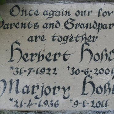 HOHLS Herbert 1922-2001 &amp; Marjorie 1936-2011