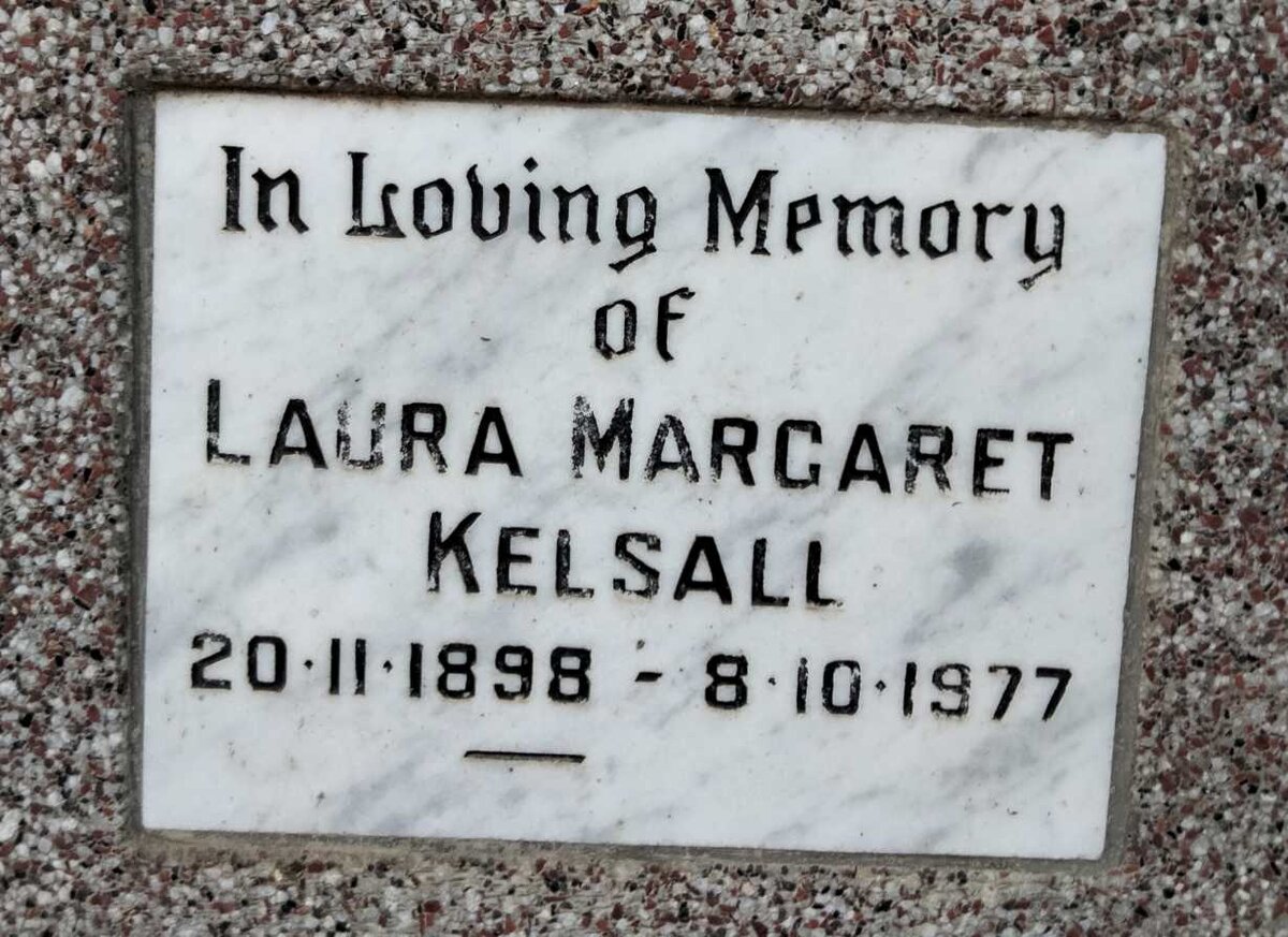 KELSALL Laura Margaret 1898-1977