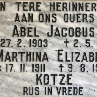 KOTZE Abel Jacobus 1903-1994 & Marthina Elizabeth 1911-1994
