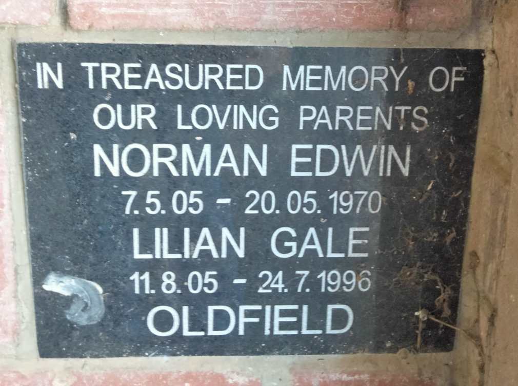 OLDFIELD Norman Edwin 1905-1970 & Lilian Gale 1905-1996