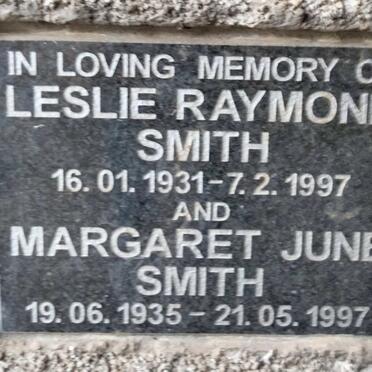 SMITH Leslie Raymond 1931-1997 & Margaret June 1935- 1997