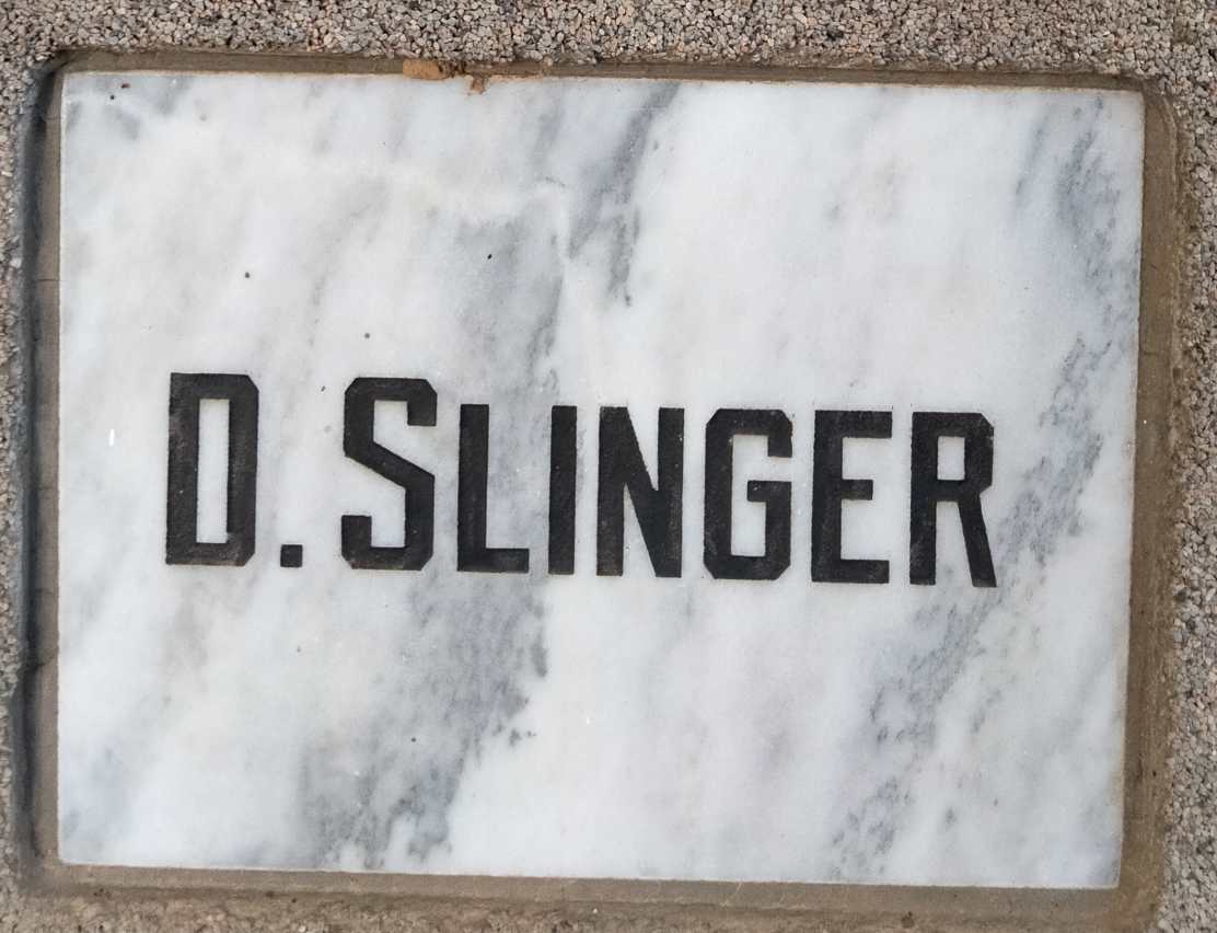 SLINGER D.
