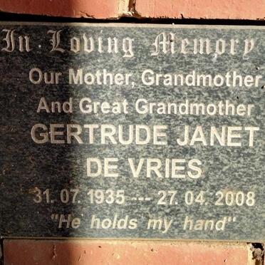VRIES Gertrude Janet, de 1935-2008