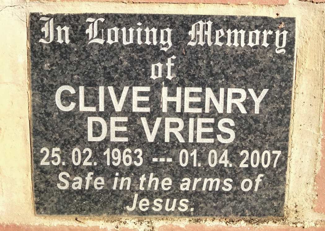 VRIES Clive Henry, de 1963-2007